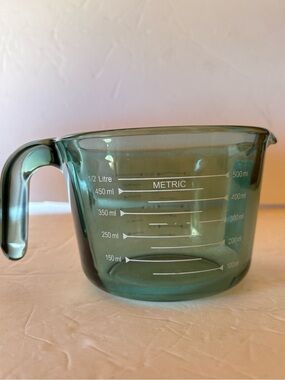 NWT - CWC Green 16oz Glass Measuring Cup